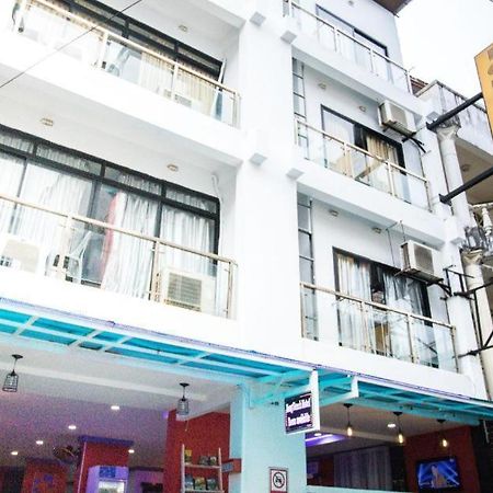 Long Beach Hotel Patong Exterior photo