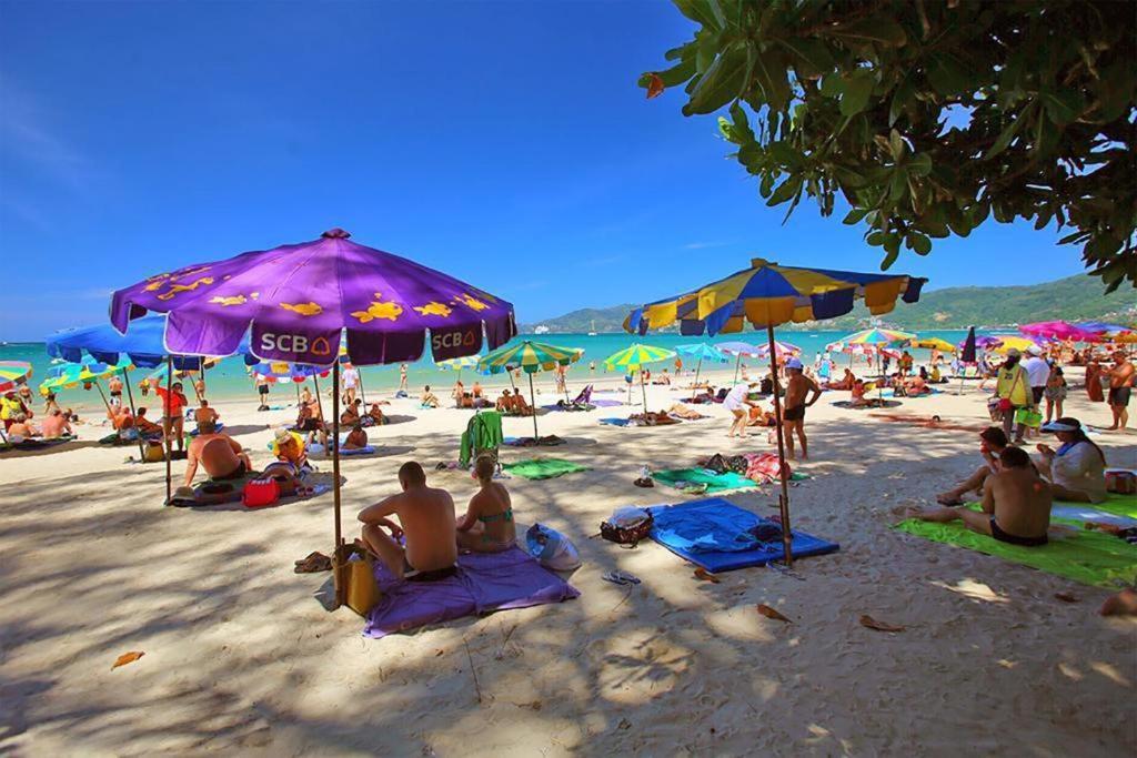 Long Beach Hotel Patong Exterior photo